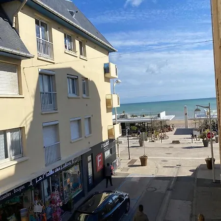 Apartment Duplex Luc Sur Mer, En Face De La