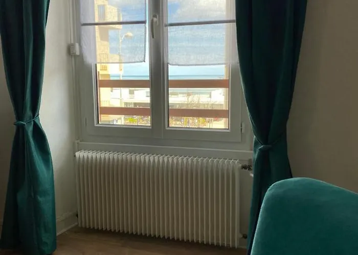 Apartment Duplex Luc Sur Mer, En Face De La