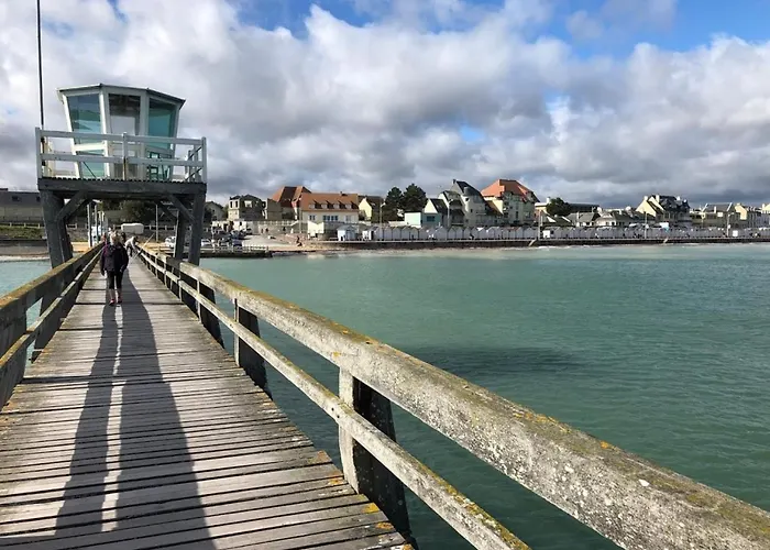 Duplex Luc Sur Mer, En Face De La *