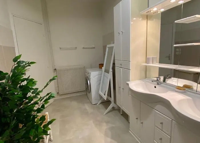 Duplex Luc Sur Mer, En Face De La *